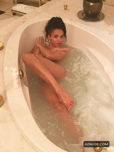 FKA-Twigs-Naked-In-A-Bathtub-675x900